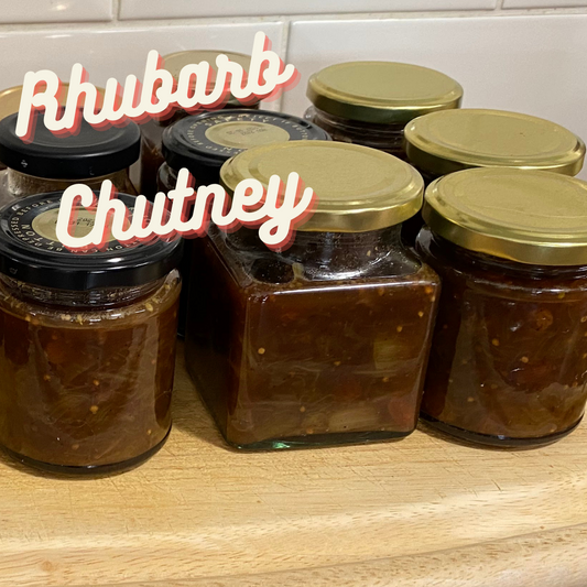 Rhubarb chutney